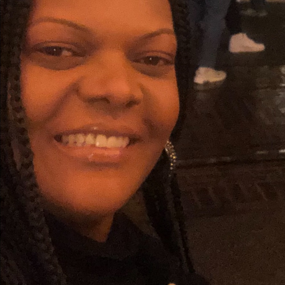 Meet your Posher, Michelle